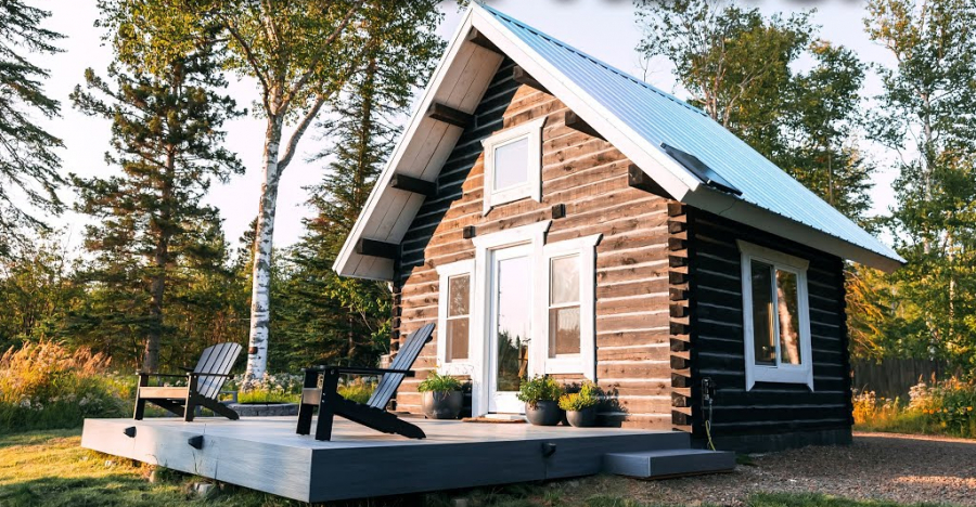 People Love This A 300 Sqft Tiny House W/ Beach Views!